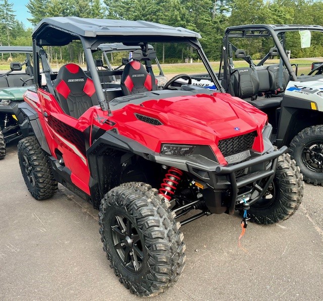 2025 Polaris GENERAL® XP 1000 Ultimate